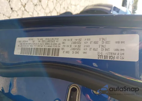 2015 Dodge Journey Sxt z USA, uszkodzony, nr VIN 3C4PDCBB0FT715522